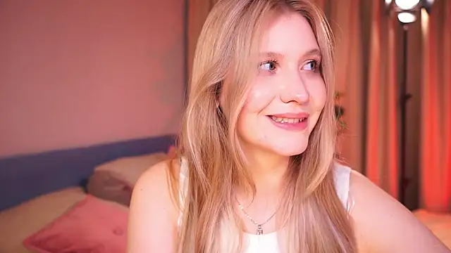 Chat +18 de Emilicious ao vivo