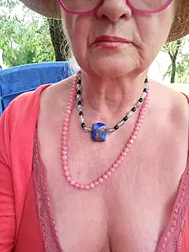 Hot-Muci Live XXX-Chat