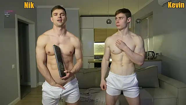 Nik_Sharpn Webbikameraesitys