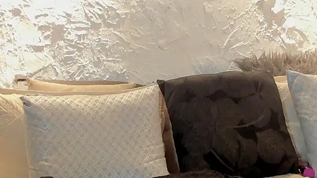 Chatroom XXX en direct de joselin_rouse