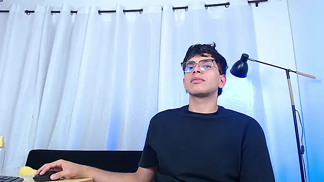 Chat XXX ao vivo de maax_18