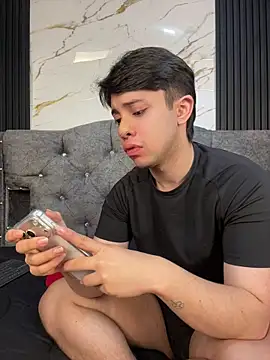 Noah-ledomn Live XXX chat