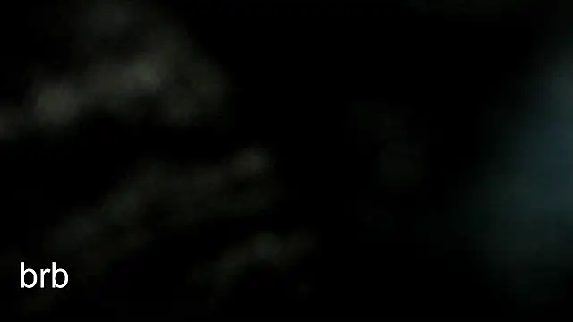 elijah_stoone: διαδικτυακό σόου στην κάμερα