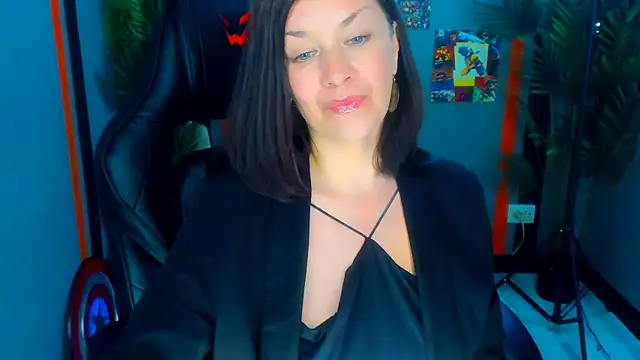 AnaMills' Live XXX Chat