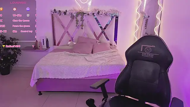 ZURY_TAY – Naživo XXX chat