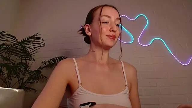 Онлайн чат XXX WhitePrincessLuna