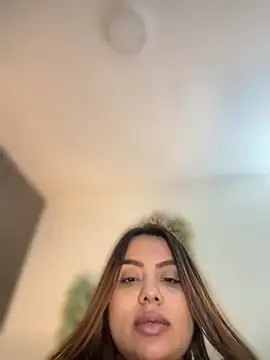 valeria2019hot 现场XXX聊天