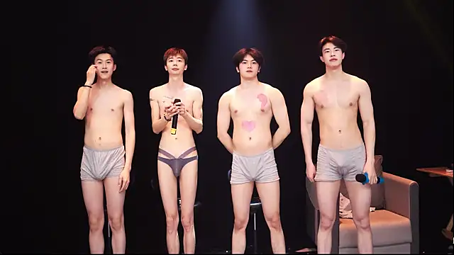 CH-YYDS-001's Live XXX Chat