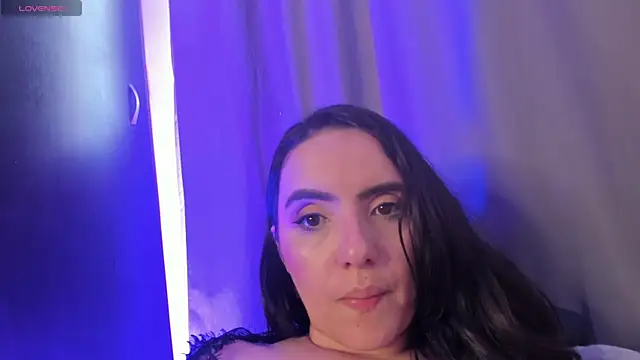 rouse_lili élő XXX-chatje