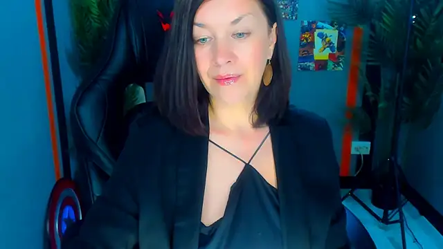 AnaMillsのライブXXXチャット