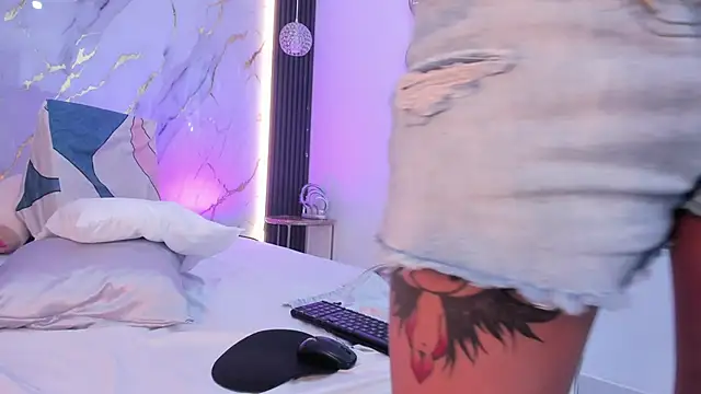 _cannabitch – webcam-show