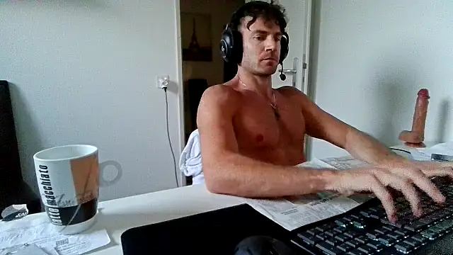 alpha-hunk Webcam-Show