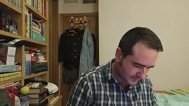 Chat +18 de curiosillo83 ao vivo