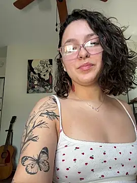 Mamachulita's Live XXX Chat