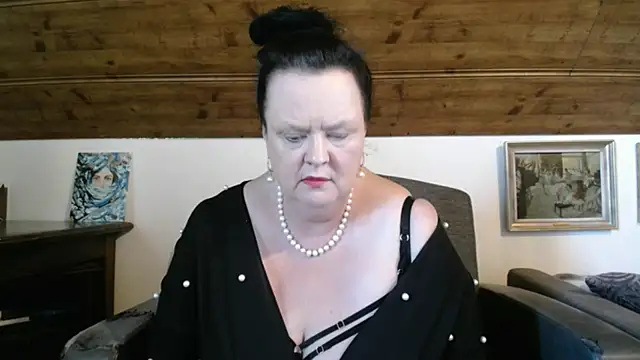 TiffanyMature Live XXX-chat