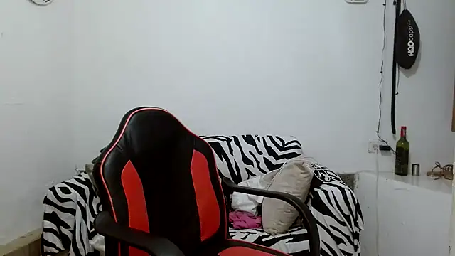 angelamarie1のライブXXXチャット