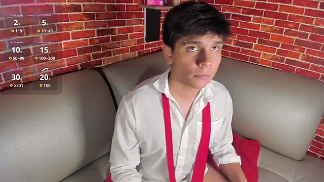 عرض كام Thiago_Kozak