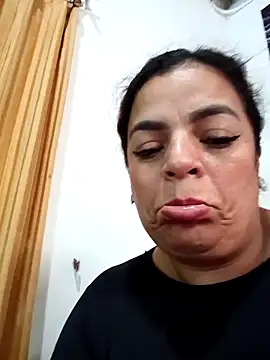 XXX chat uživo modela Mia-Glow