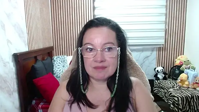 Sonialorens_ Live XXX-Chat