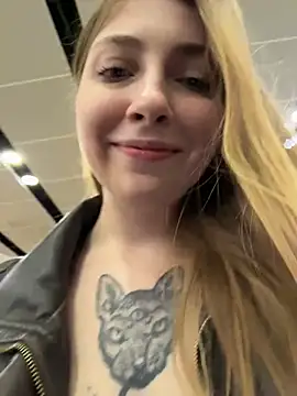 Sunny___Bunny Webcam show