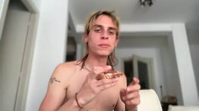 lucasdeexxx live XXX chat