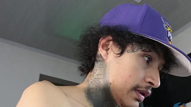 Pokazy przed kamerką – trieone