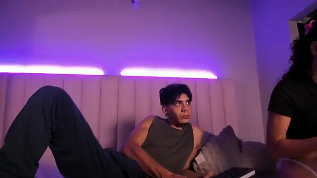 abrilandjulian – webcam-show