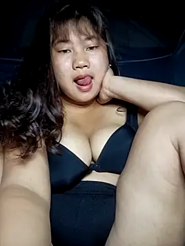 Pertunjukan Kamera Web EnnSung