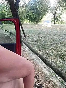 Hot-Muci: онлайн-секс-чат