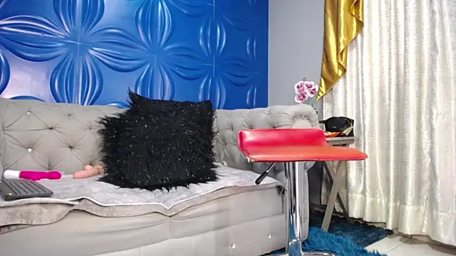 JolieDuvalle Chat XXX in diretta