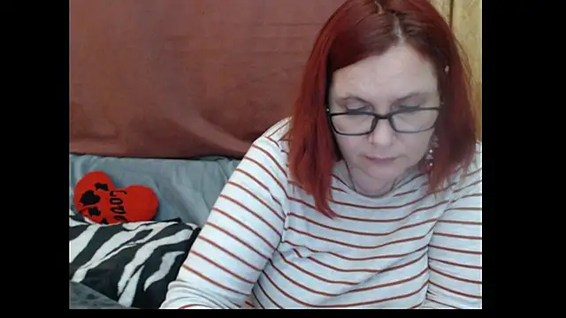 Chat XXX en directo de PlayfullMature