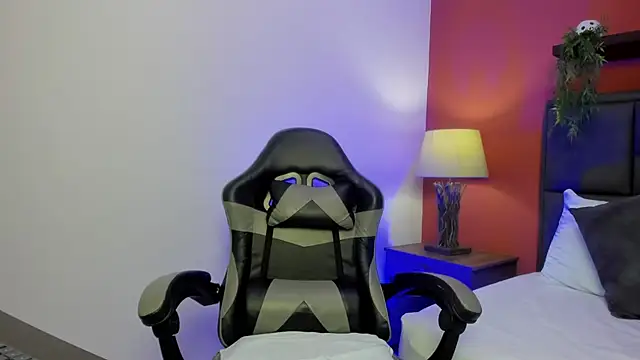 دردشة kaitt_ الجنسية المباشرة