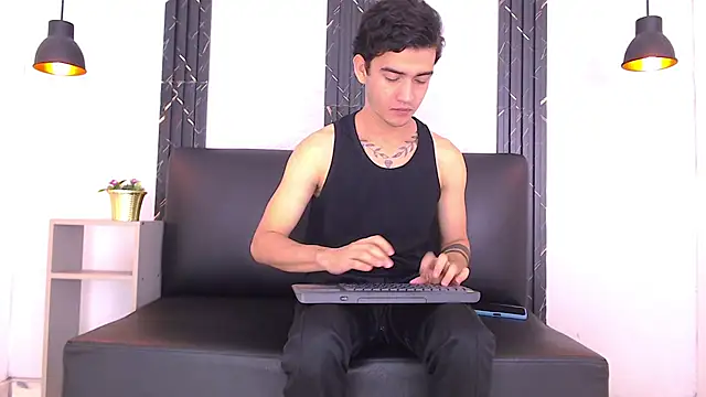 Вебкам-шоу Feiccer_Castquer