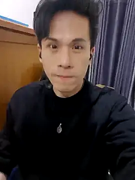 Cipher-L Pertunjukan Webcam