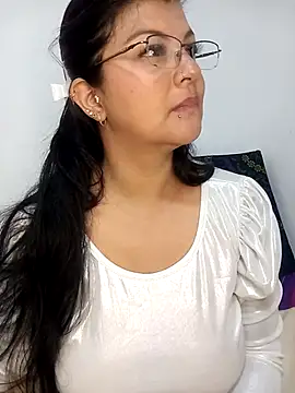 CelesteAlvarez1989's Live XXX Chat