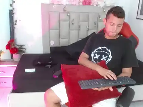 sven_fox723 webcam show