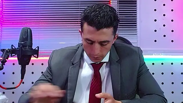 Godofcumxxx élő XXX-chatje