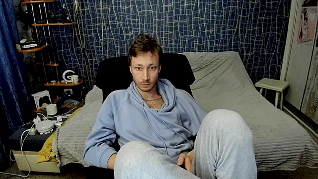 Pokazy przed kamerką – CuteBoy228