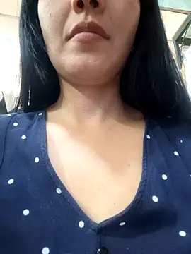 Ally-cuteeのライブXXXチャット