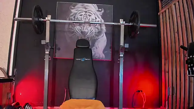 Luke__09 – Naživo XXX chat