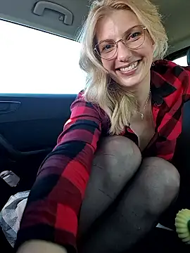 XXX chat uživo modela Amitiel_Angel