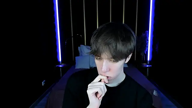 MarkBranston live XXX chat