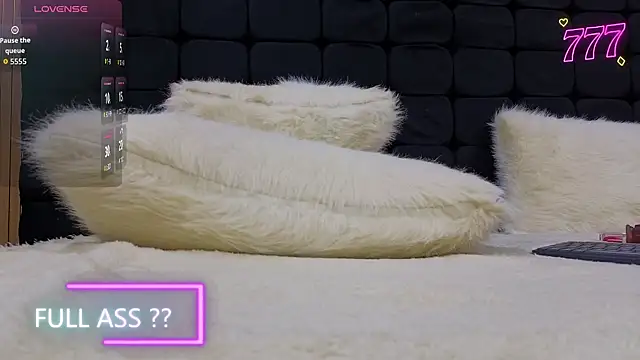 messy-saray élő XXX-chatje