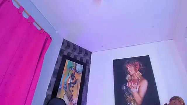 Show modela Ciara_HotTs na web-kameri