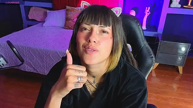 Chat XXX ao vivo de _sharlotte777