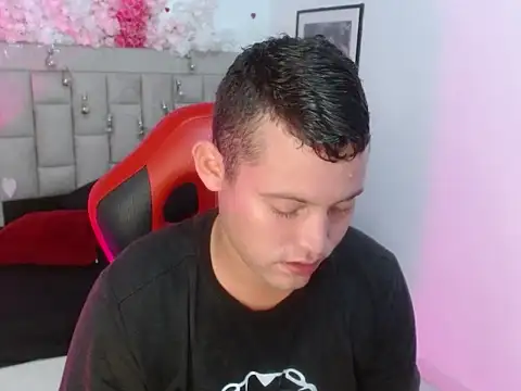 Chat XXX en directo de sven_fox723