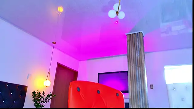 Chat XXX ao vivo de SQUIRT4UMEGAN