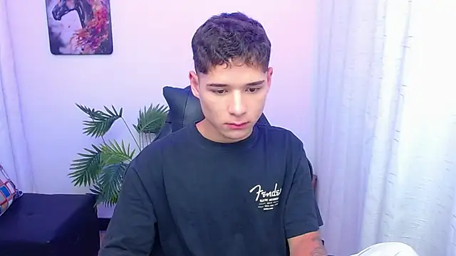 Mattass18 在線直播表演