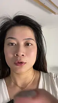 Chat XXX ao vivo de mo-mo-69