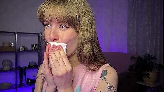 Chat XXX ao vivo de RosaMoore